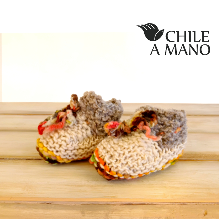 Zapatitos de guagua en lana natural de oveja - Imagen 9