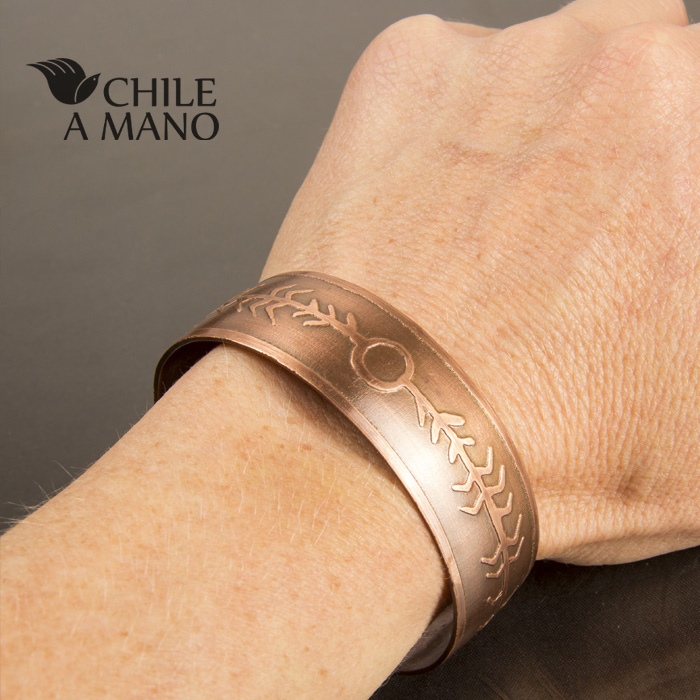 Pulsera de cobre con grabado - Imagen 3
