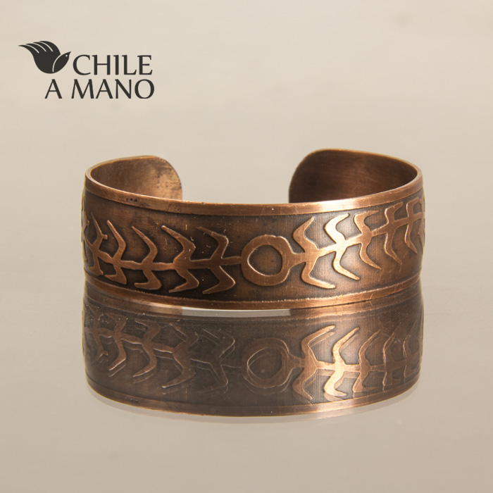 Pulsera de cobre con grabado - Imagen 2